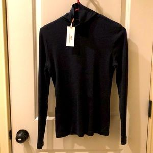 Vineyard Vines turtleneck sweater
